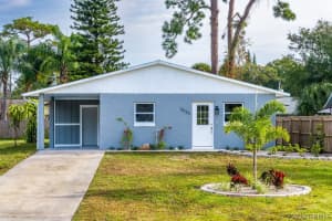 870 Havelock Avenue Sw, Palm Bay