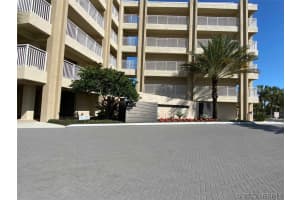 543 Old Country Road Se, Palm Bay