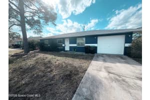 830 Hartley Avenue Sw, Palm Bay