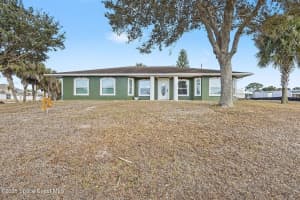 598 Gantry Street Sw, Palm Bay 598 Gantry Street Sw, Palm Bay