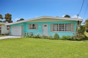 1737 Fairlight Street Nw, Palm Bay