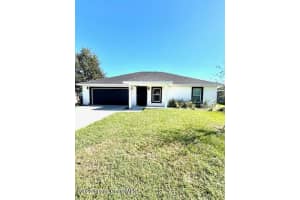 965 N Singleton Avenue, Titusville