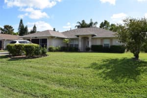 2339 Bonnyton Lane Nw, Palm Bay