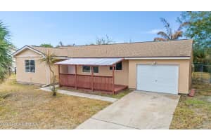 983 Tacaro Avenue Se, Palm Bay