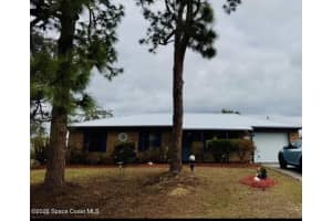 171 Brannon Street Sw, Palm Bay