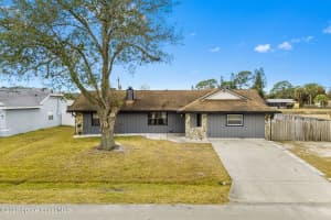 364 Hatcher Street Se, Palm Bay