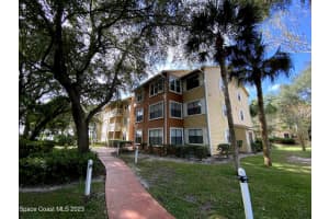 225 S Tropical Trail 218, Merritt Island