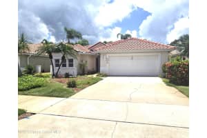 382 Carmel Drive, Melbourne