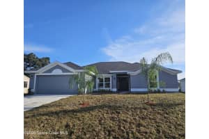 981 Le Baron Street Sw, Palm Bay