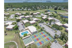 12 Vista Palm Lane 103, Vero Beach