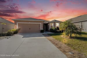 769 Forest Trace Circle N, Titusville