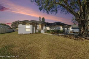 1670 E Spring Ridge Circle, Winter Garden