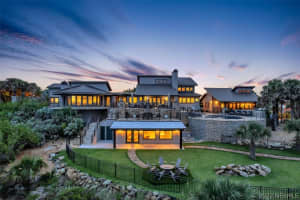 1071 Sugarwood Street, Davenport