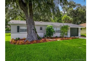 190 Seminole Lane 105, Cocoa Beach