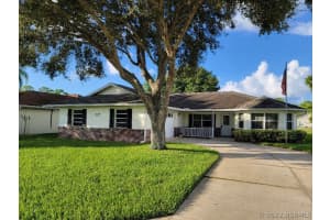 3 Indian River Avenue 305, Titusville