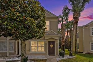 1363 Hampton Park Lane, Melbourne