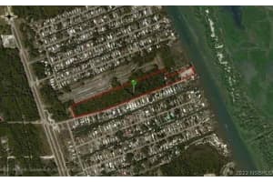 5137 Royal Paddock Way, Merritt Island