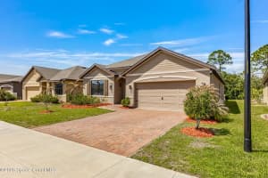 895 Remington Green Drive Se, Palm Bay