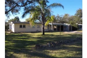 1957 Glenwood Drive, Melbourne