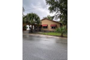 175 Benchor Road Nw, Palm Bay