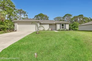 237 Franciscan Avenue Nw, Palm Bay