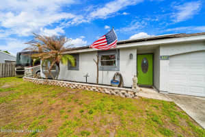 997 Boeing Street Ne, Palm Bay