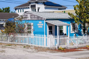 2179 Pineapple Avenue 1, Melbourne 2179 Pineapple Avenue 1, Melbourne