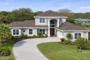 914 Sierra Place Ne, Palm Bay
