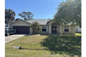 129 Bayamo Avenue Ne, Palm Bay