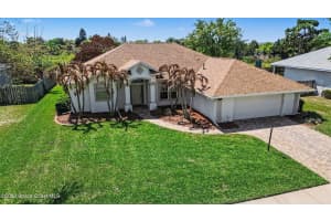 5761 Newbury Circle, Melbourne