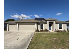 140 Nadell Avenue Nw, Palm Bay