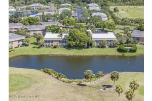 35 Vista Gardens Trail 205, Vero Beach