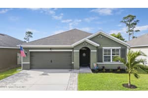 300 Forest Trace Circle, Titusville
