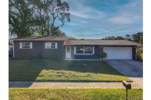 9025 Lincoln Road, St. Cloud