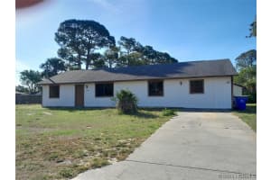 938 Dorchester Road Nw, Palm Bay