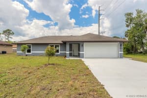 831 Owl Street Sw, Palm Bay