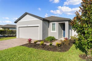 6924 Renshaw Drive, Melbourne