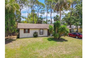 2821 Bobby Jones Street, West Melbourne