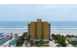 1415 N Hwy A1a 402, Indialantic