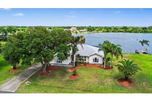 345 Lake View Lane, Palm Bay 345 Lake View Lane, Palm Bay