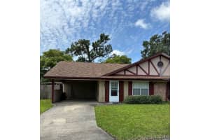100 Flug Avenue, Indialantic