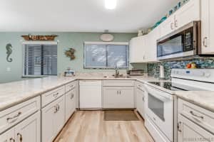 410 Oriole Lane, Indialantic