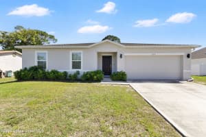 634 Brickell Street Se, Palm Bay