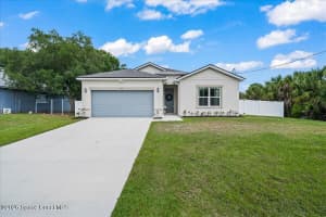509 Lambright Street Sw, Palm Bay
