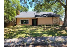 1111 Mina Avenue Ne, Palm Bay