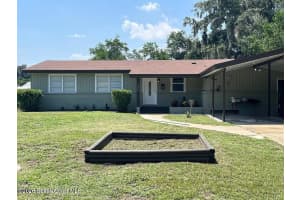 1428 Lamanto Avenue E, Jacksonville