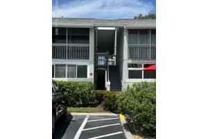 933 Sonesta Avenue Ne 102, Palm Bay