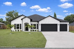 467 Lackland Street Sw, Palm Bay