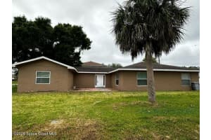184 Benchor Road Nw, Palm Bay