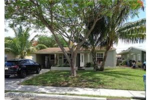181 Ne 51st Street, Oakland Park